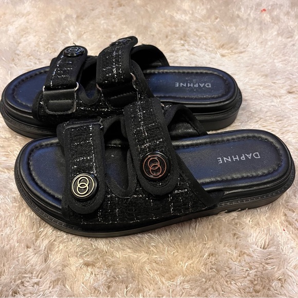 Daphne Tweed Chunky Platform Sandal - Picture 2 of 8